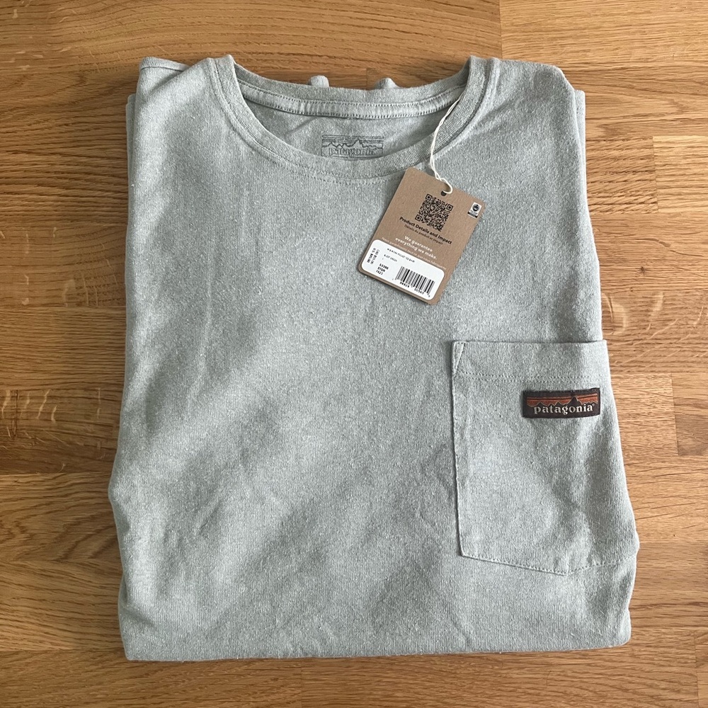 NWT Men's Patagonia Work Pocket Tee Shirt Large Sleet Green